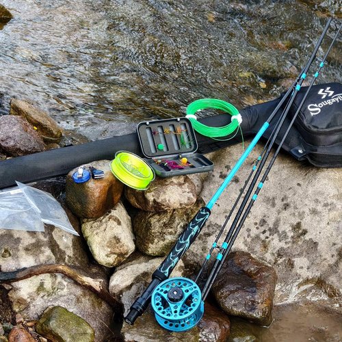 Sougayilang Standard Fly Fishing Combo Starter Kit, 5/6 Weight 9' Fly Rod with SuperPolymer Handle, Accessories, Carrying Case, Fly Box Case & Fishing Flies- Blue