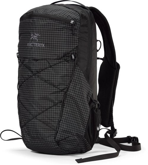 Arc'teryx Aerios 18 Backpack | Ultralight 18L Daypack with a Customizable Fit | Black, Regular