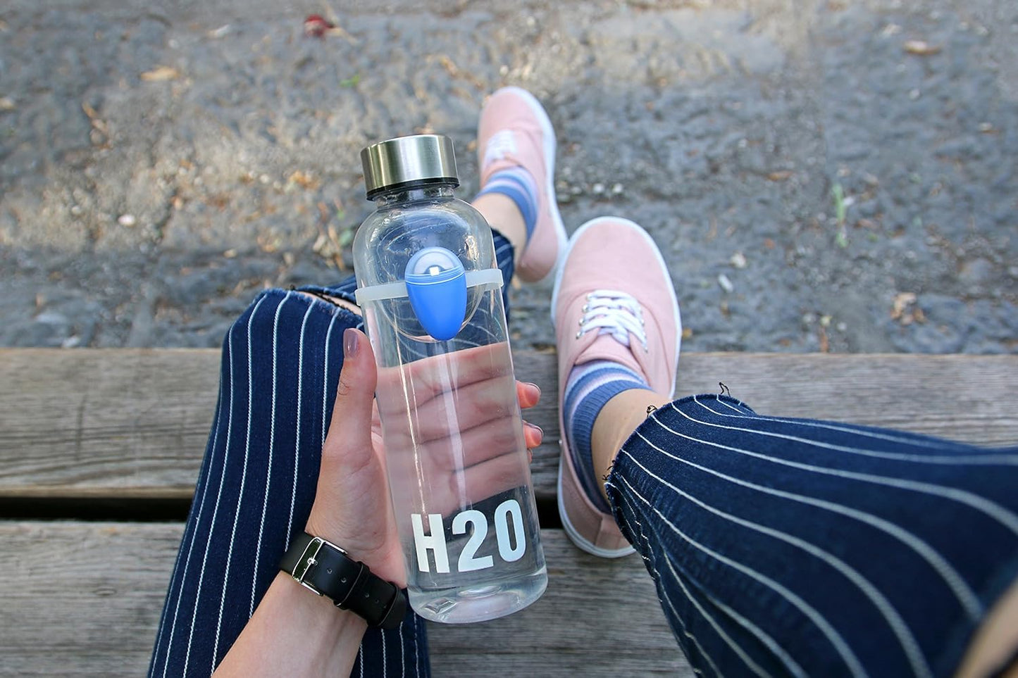 ULLA Drink Water Reminder, Smart Light for Water Bottle, Fits Most Bottles, Lights Up when Time to Drink, Hidrate Smart Water Bottle Reminder to Drink, Smart Hydration Reminder, Water Tracker - CACTUS
