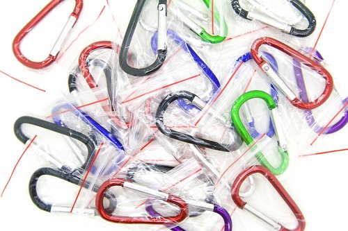 100pcs Aluminum Carabiner Clip Key Chain Key Ring 1-7/8 (Assorted Color) by OnDepot