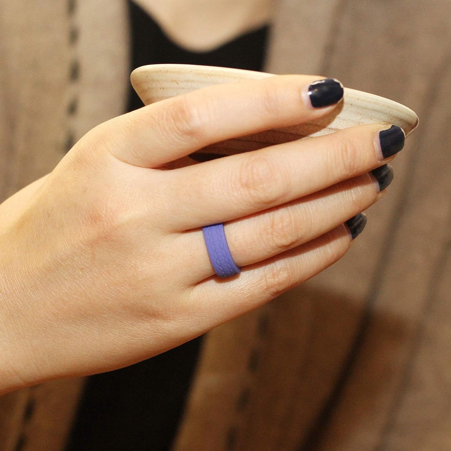 Tuhaoge Women's Silicone Wedding Ring - Silicone Rubber Wedding Bands - Representing Freedom & Dreams