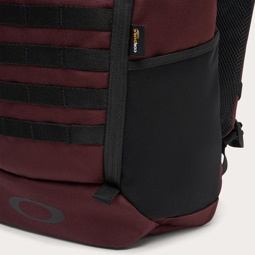Oakley Unisex Urban Path Recycled 25L Backpack, Grenache, One Size