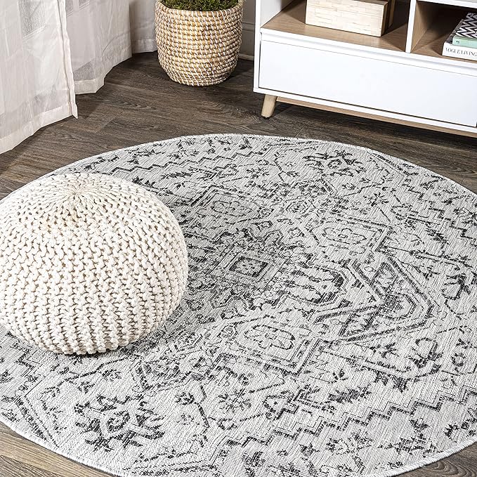 JONATHAN Y SMB105D-3R Estrella Bohemian Medallion Textured Weave Black/Gray 3' Round Indoor/Outdoor Area Rug, Pet Friendly, Non-Shedding, Stain Resistant, Easy-Cleaning for Backyard, Patio, Porch