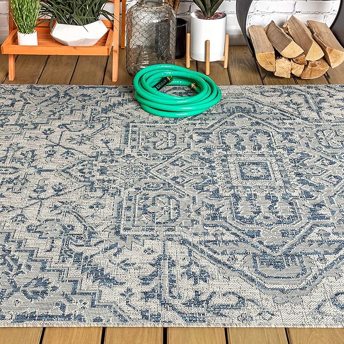 JONATHAN Y SMB105B-8 Estrella Bohemian Medallion Textured Weave Indoor/Outdoor Navy/Gray 8 ft. x 10 ft. Area Rug Coastal, Easy Cleaning, for High Traffic, Kitchen, Living Room, Backyard, Non Shedding